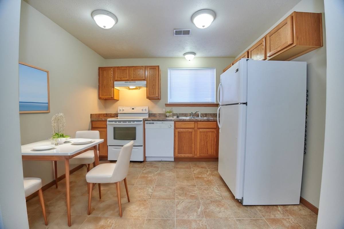 Townhouse for rent at 5371 Big Tyler Rd, Charleston, WV 25313