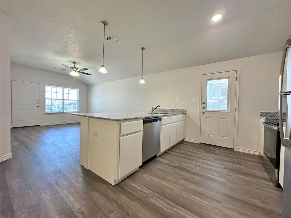 Townhouse for rent at 117 A Dolphin Dr, Temple, TX 76501