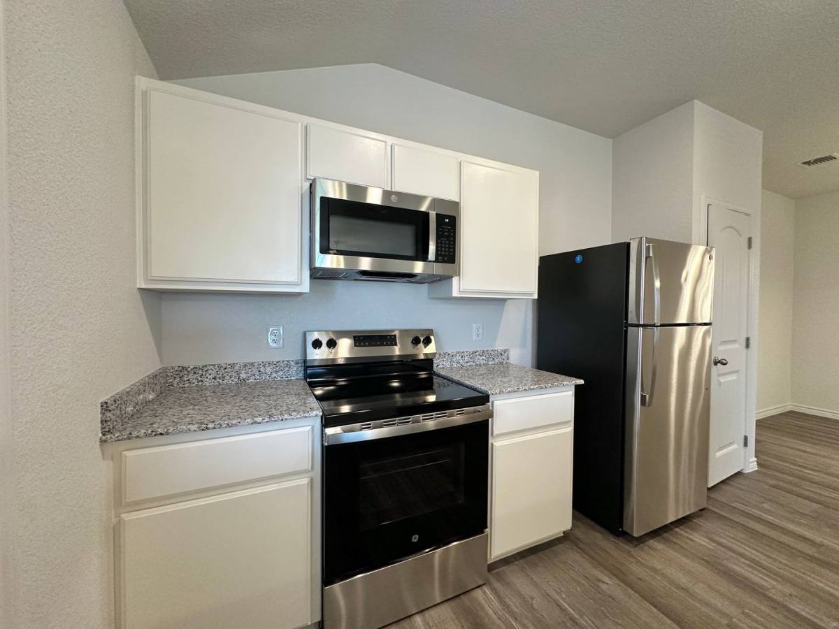 Townhouse for rent at 117 A Dolphin Dr, Temple, TX 76501