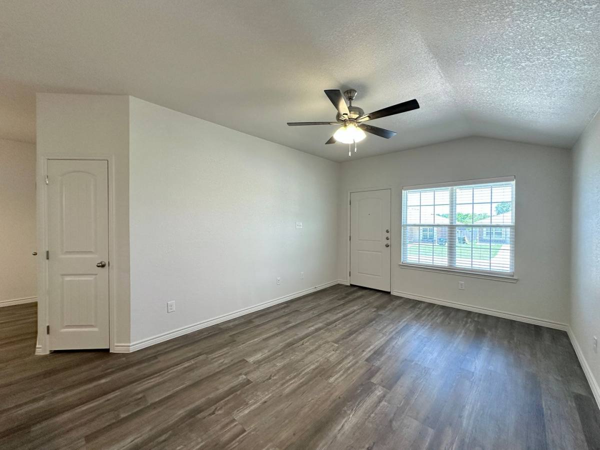 Townhouse for rent at 117 A Dolphin Dr, Temple, TX 76501