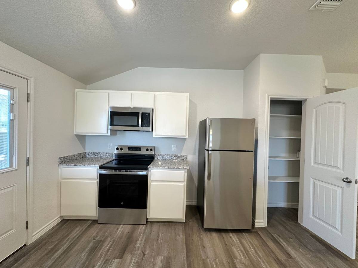 Townhouse for rent at 117 A Dolphin Dr, Temple, TX 76501