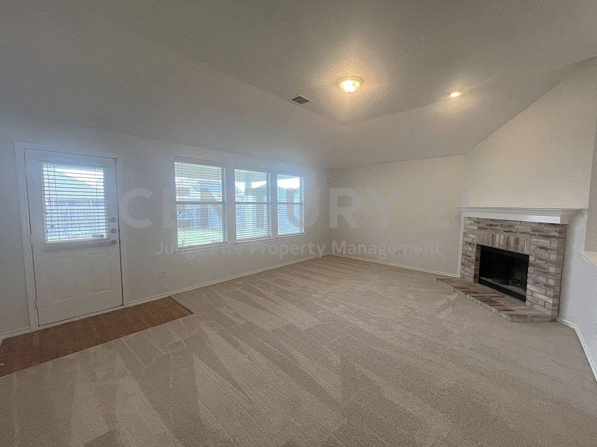 House for rent at 1616 Logan Dr, Royse City, TX 75189
