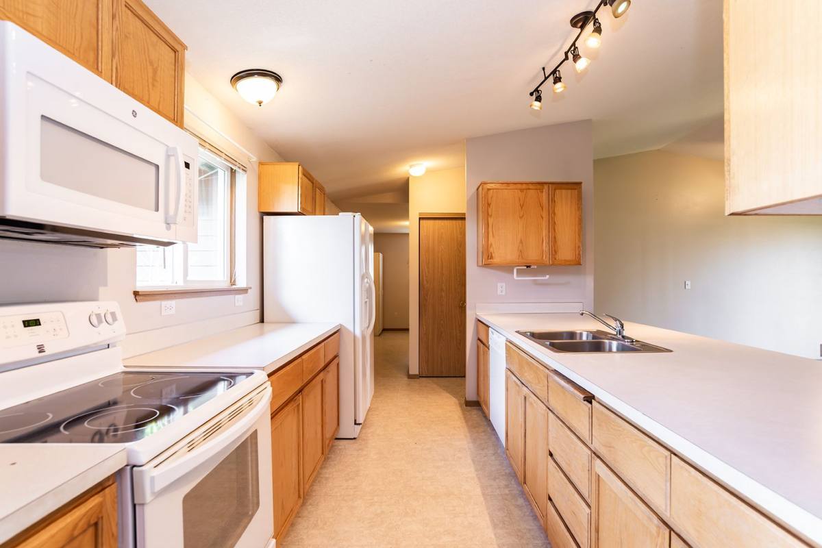 House for rent at 2217 SW Lava Court, Redmond, OR 97756
