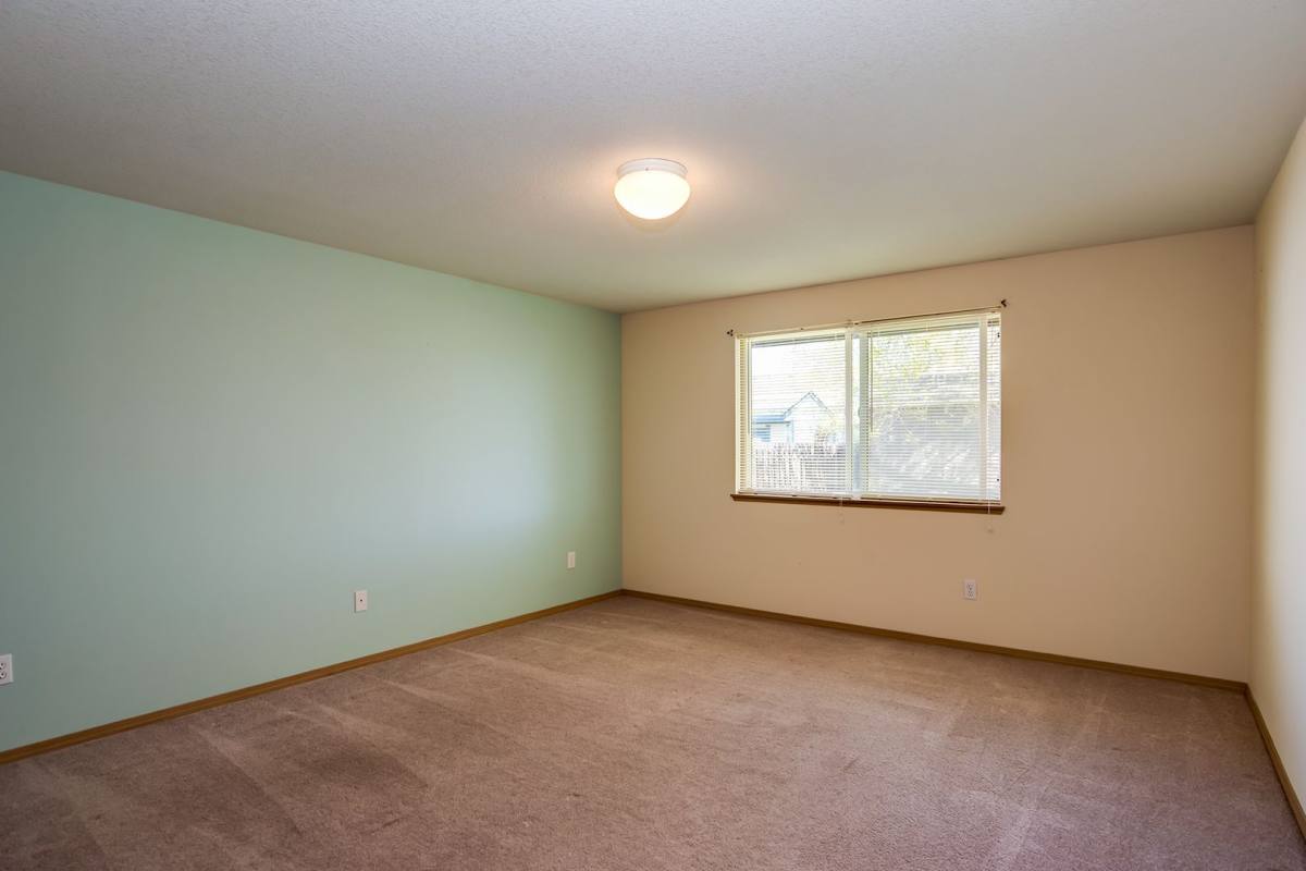 House for rent at 2217 SW Lava Court, Redmond, OR 97756