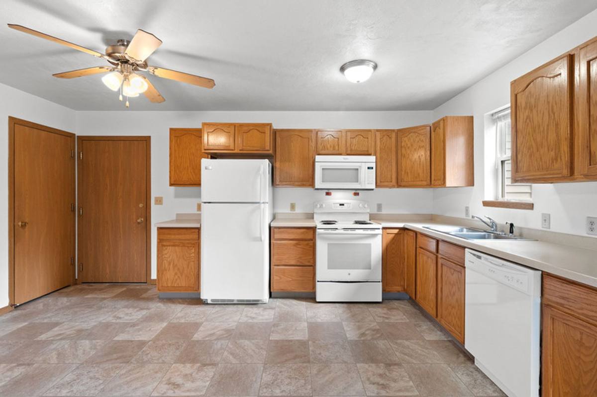 Apartment for rent at 215 Sherman Ave, Stevens Point, WI 54481
