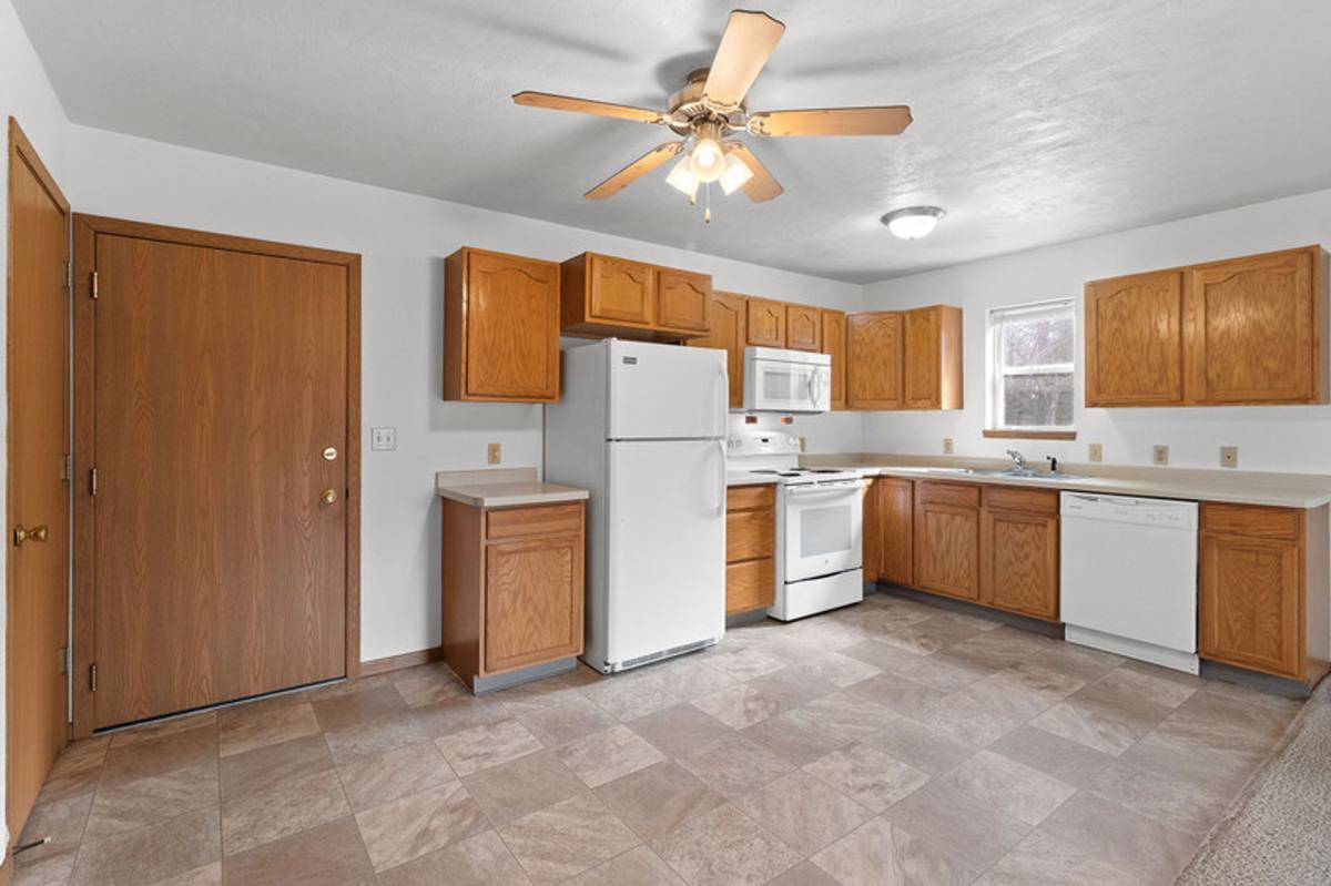 Apartment for rent at 215 Sherman Ave, Stevens Point, WI 54481