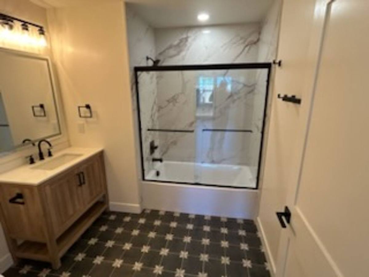 Apartment for rent at 5356 5358 8th Ave, Sacramento, CA 95820