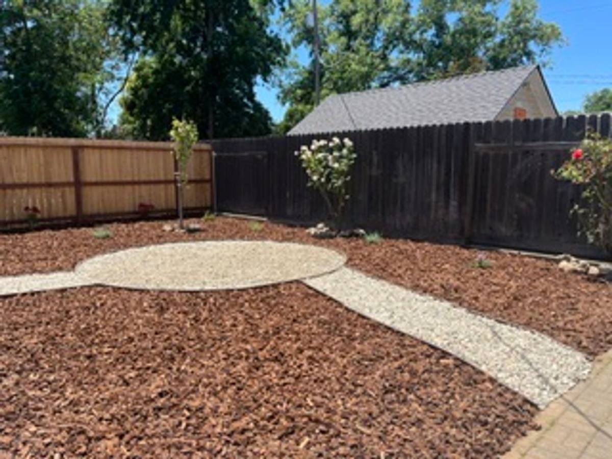 Apartment for rent at 5356 5358 8th Ave, Sacramento, CA 95820