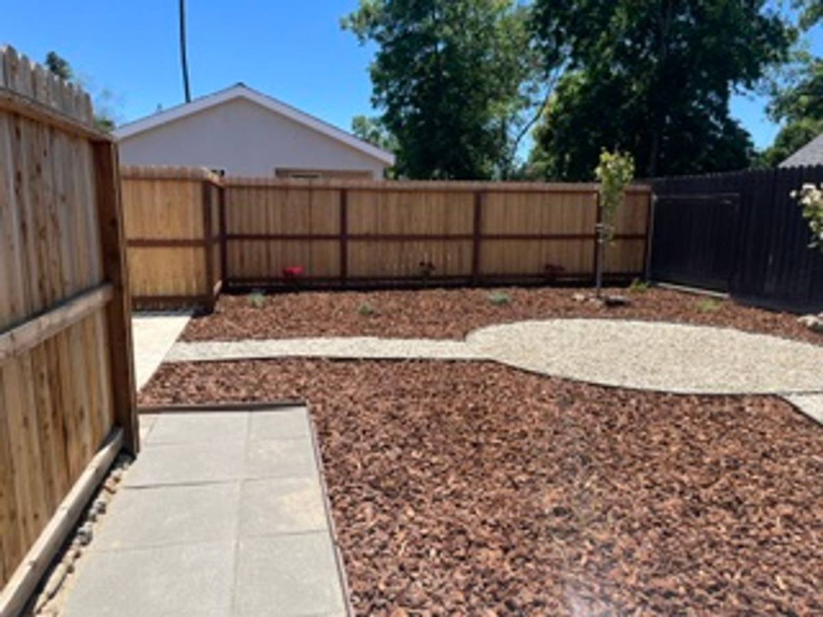 Apartment for rent at 5356 5358 8th Ave, Sacramento, CA 95820