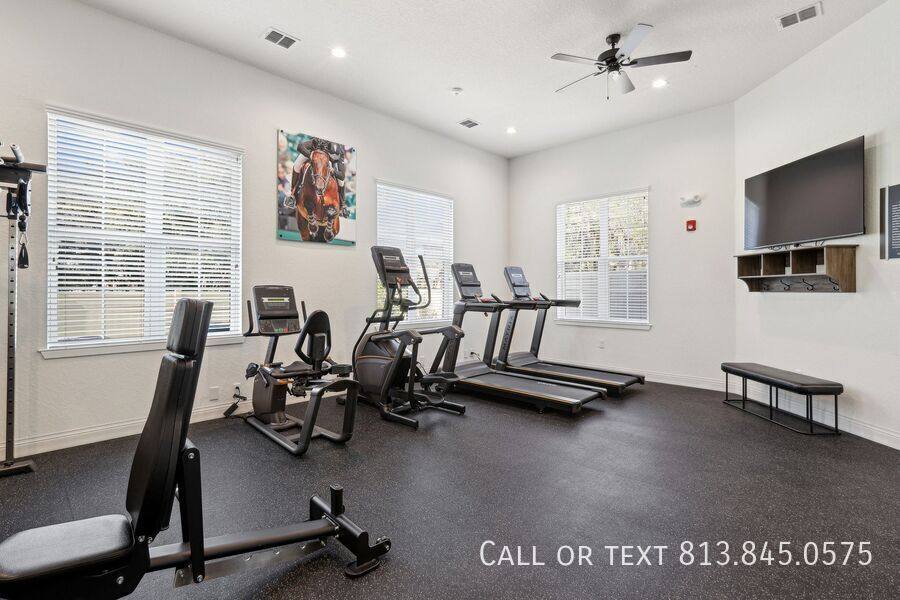 Apartment for rent at 900 SE 3rd Ave, Ocala, FL 34471