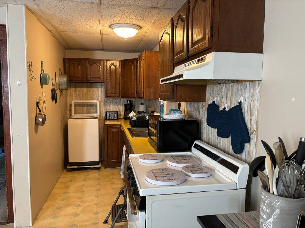Apartment for rent at 19 Summerhill Ave, Worcester, MA 01606