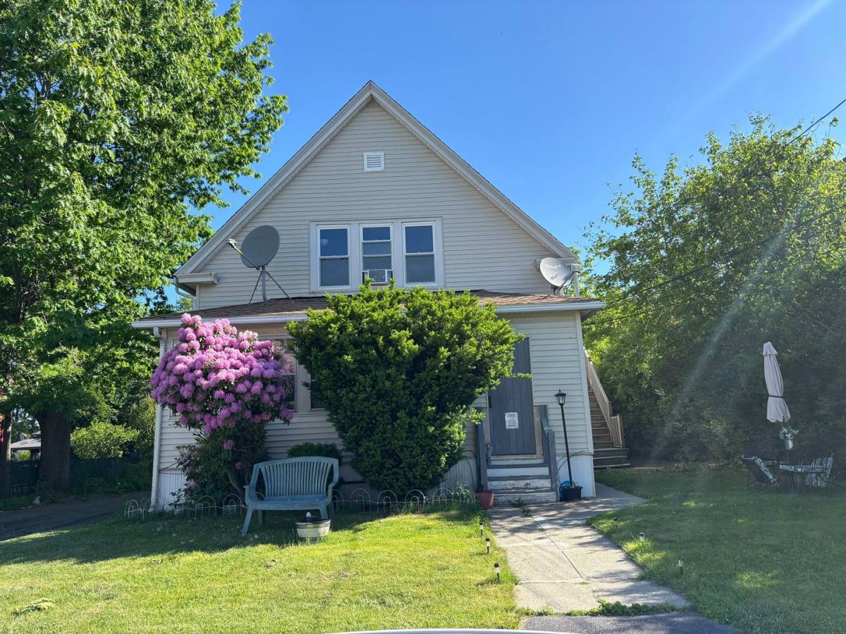 Apartment for rent at 19 Summerhill Ave, Worcester, MA 01606