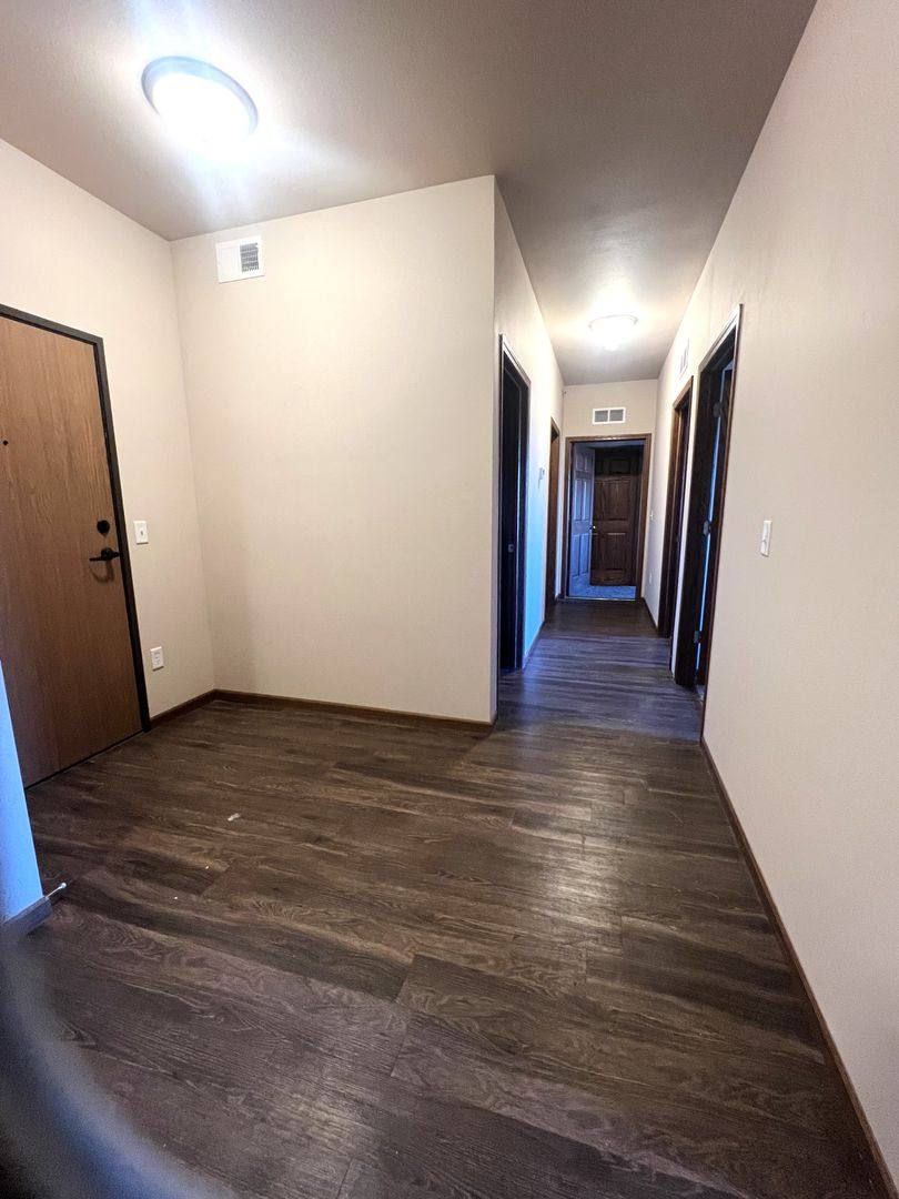 Apartment for rent at 2040 Prairie Rose Dr, Mankato, MN 56001