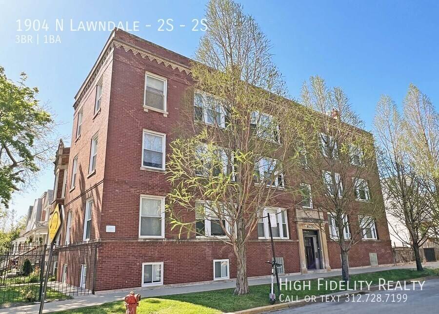 Apartment for rent at 1904 N Lawndale - 2S #2S, Chicago, IL 60647