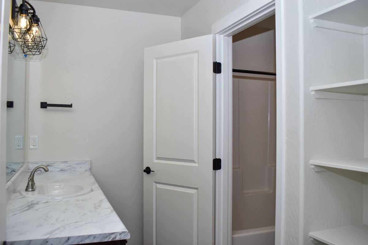 Apartment for rent at 1995 Sky Park Dr, Medford, OR 97504