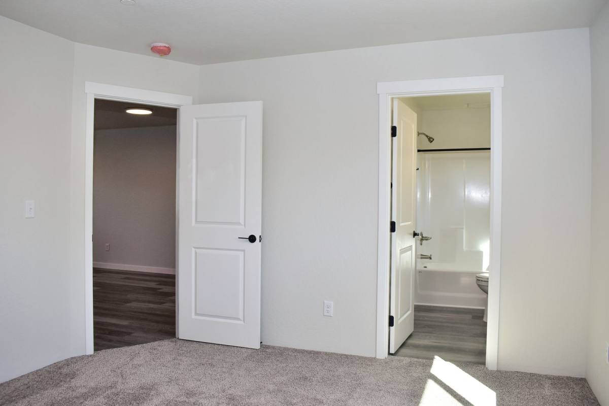 Apartment for rent at 1995 Sky Park Dr, Medford, OR 97504