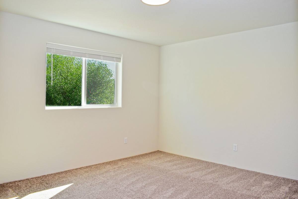 Apartment for rent at 1995 Sky Park Dr, Medford, OR 97504