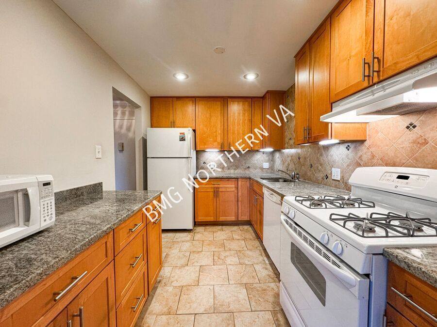 Condo for rent at 200 N Maple Ave #603, Falls Church, VA 22046
