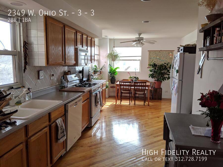 Apartment for rent at 2349 W Ohio St #3, Chicago, IL 60612