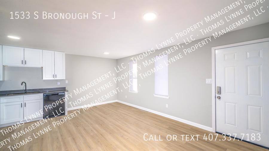Apartment for rent at 1533 S Bronough St #J, Tallahassee, FL 32301
