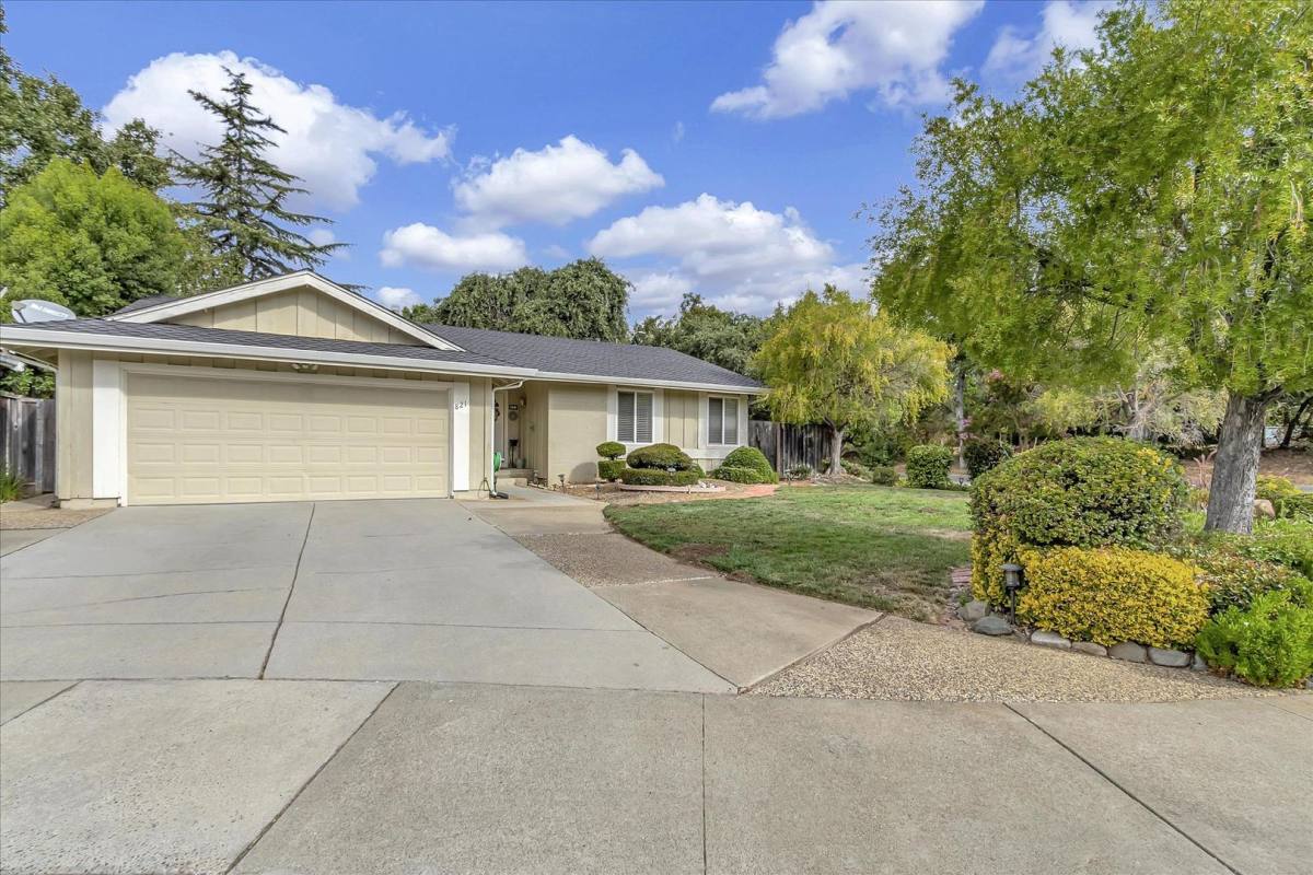 House for rent at 821 Figwood Court, San Jose, CA 95120