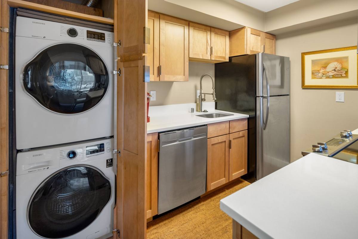 Apartment for rent at 540 L St, Anchorage, AK 99501