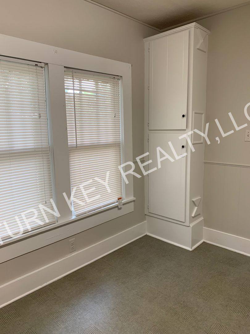 Apartment for rent at 1826 2nd Ave N, Birmingham, AL 35210
