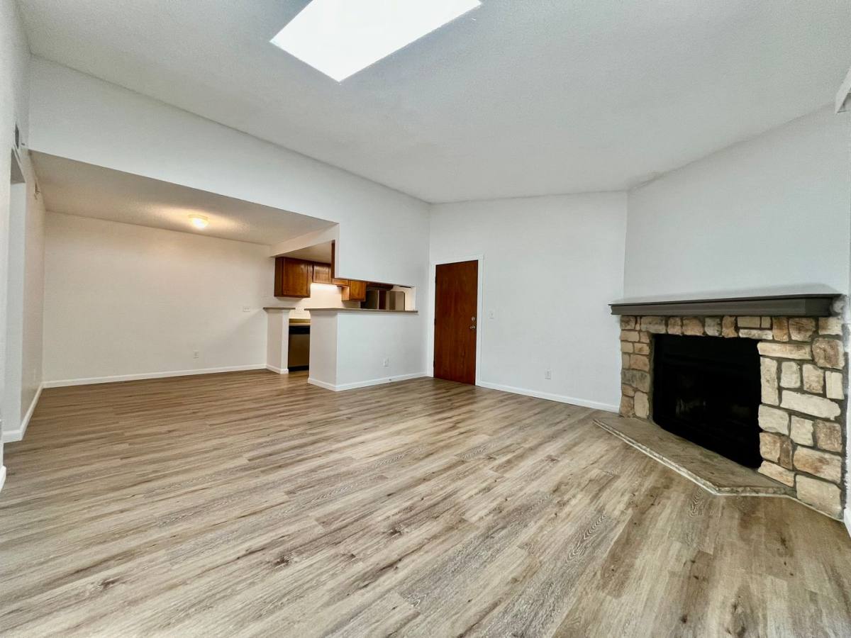Condo for rent at 18073 E Ohio Ave #203, Aurora, CO 80017