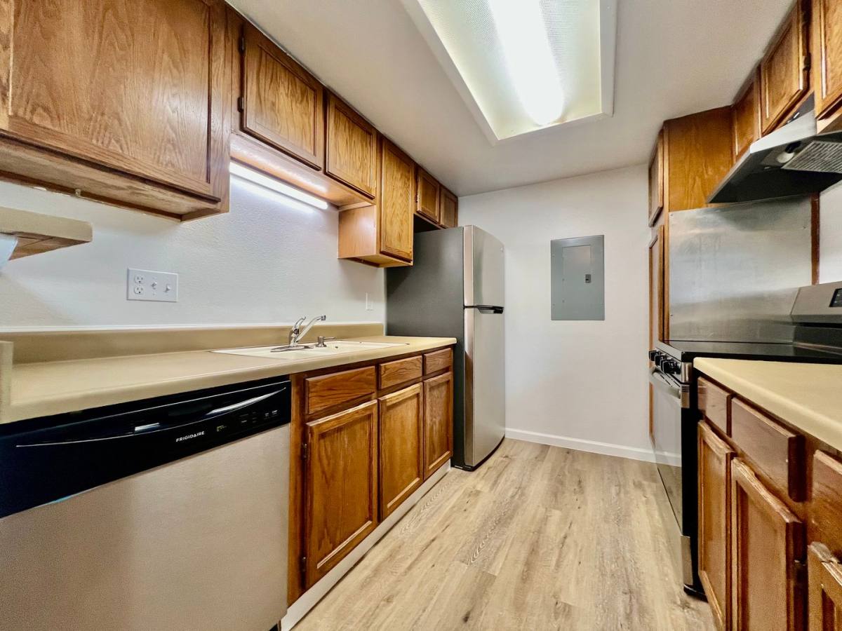 Condo for rent at 18073 E Ohio Ave #203, Aurora, CO 80017