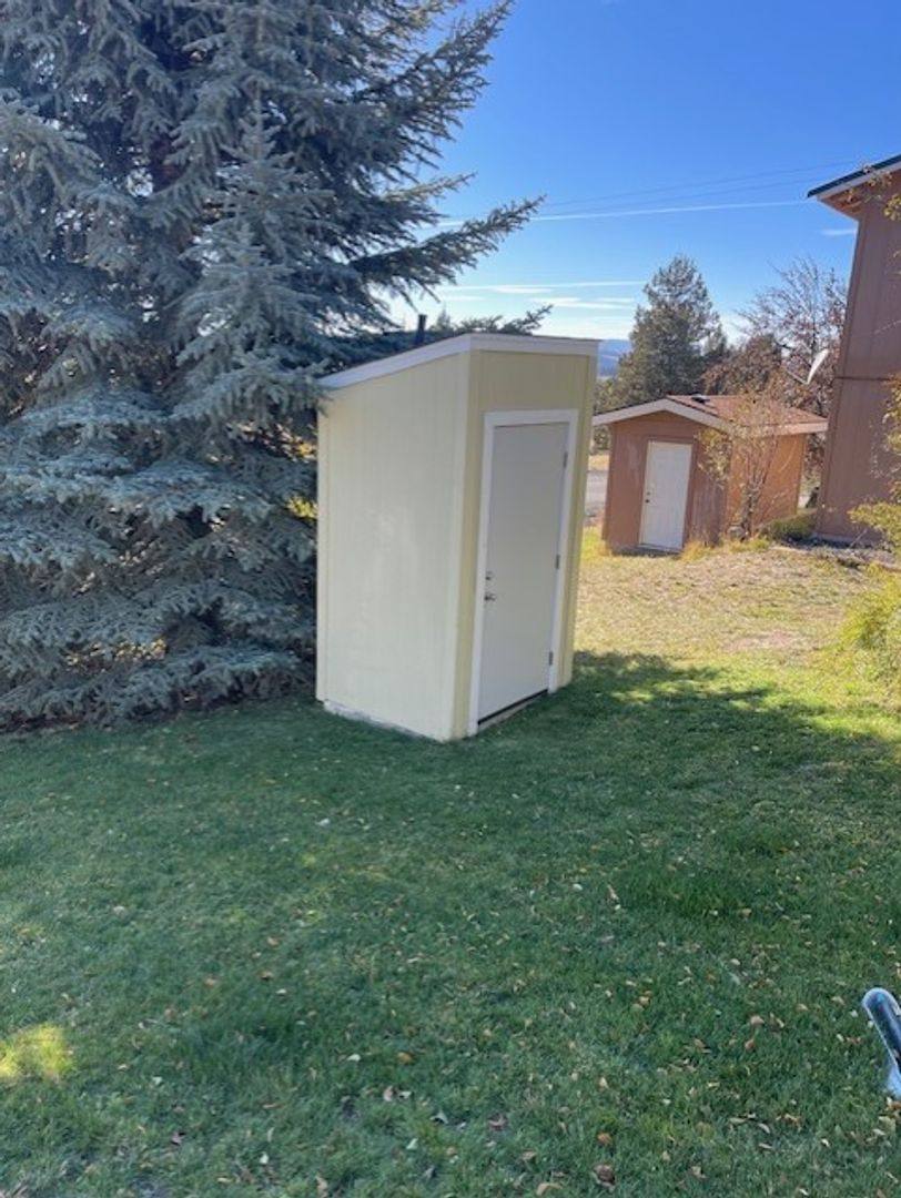 House for rent at 31633 Yonna St, Bonanza, OR 97623