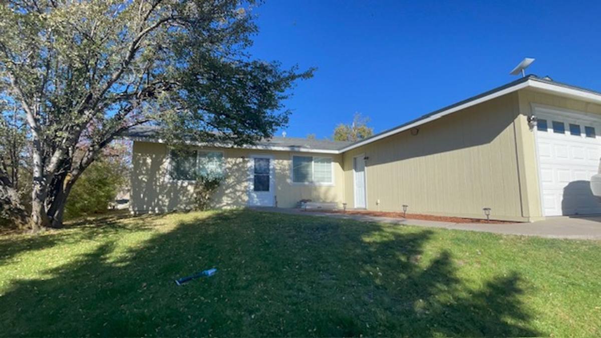 House for rent at 31633 Yonna St, Bonanza, OR 97623