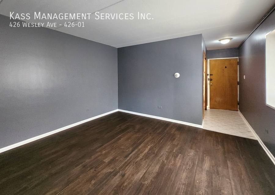 Apartment for rent at 426 Wesley Ave #1, Oak Park, IL 60302