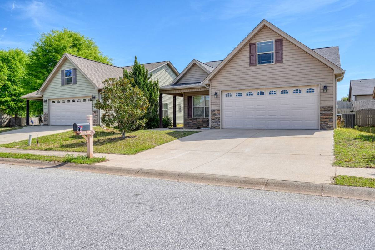 House for rent at 707 Bankston Dr, Boiling Springs, SC 29316