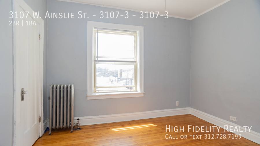 Apartment for rent at 3107 W Ainslie St #3, Chicago, IL 60625