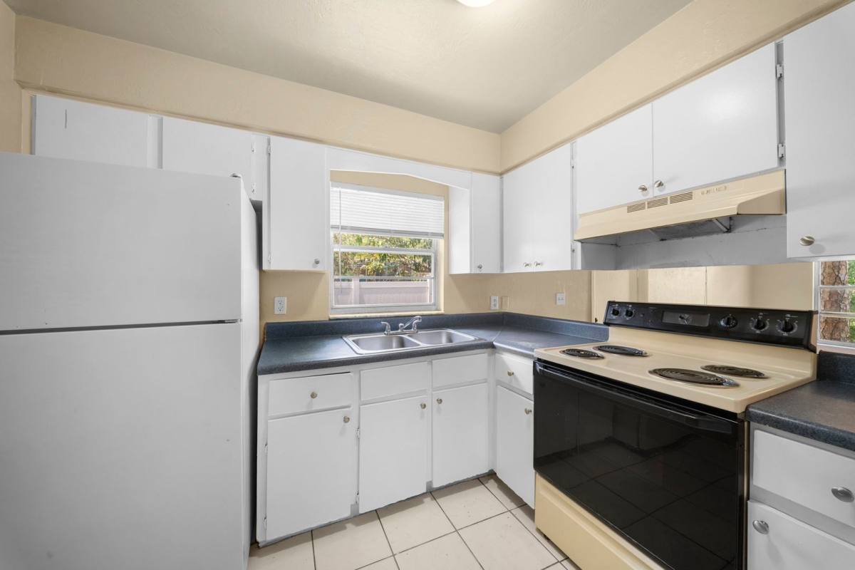 Apartment for rent at 5447-5449 10th Ave, Fort Myers, FL 33907