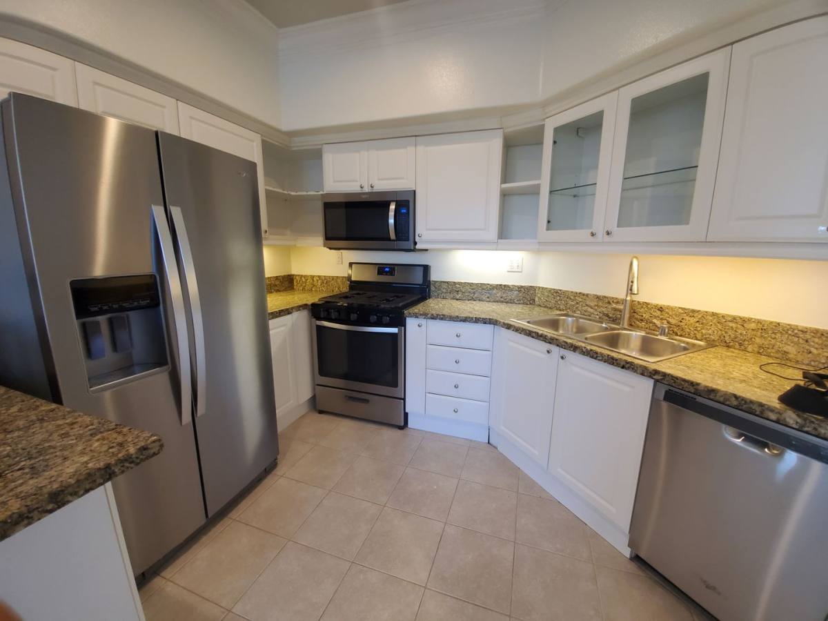 Apartment for rent at 404 N Horne St #D31, Oceanside, CA 92054