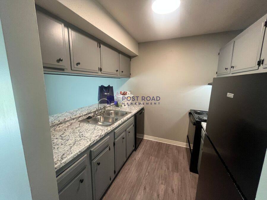 Apartment for rent at 2838 S Osage Ave #301, Wichita, KS 67217