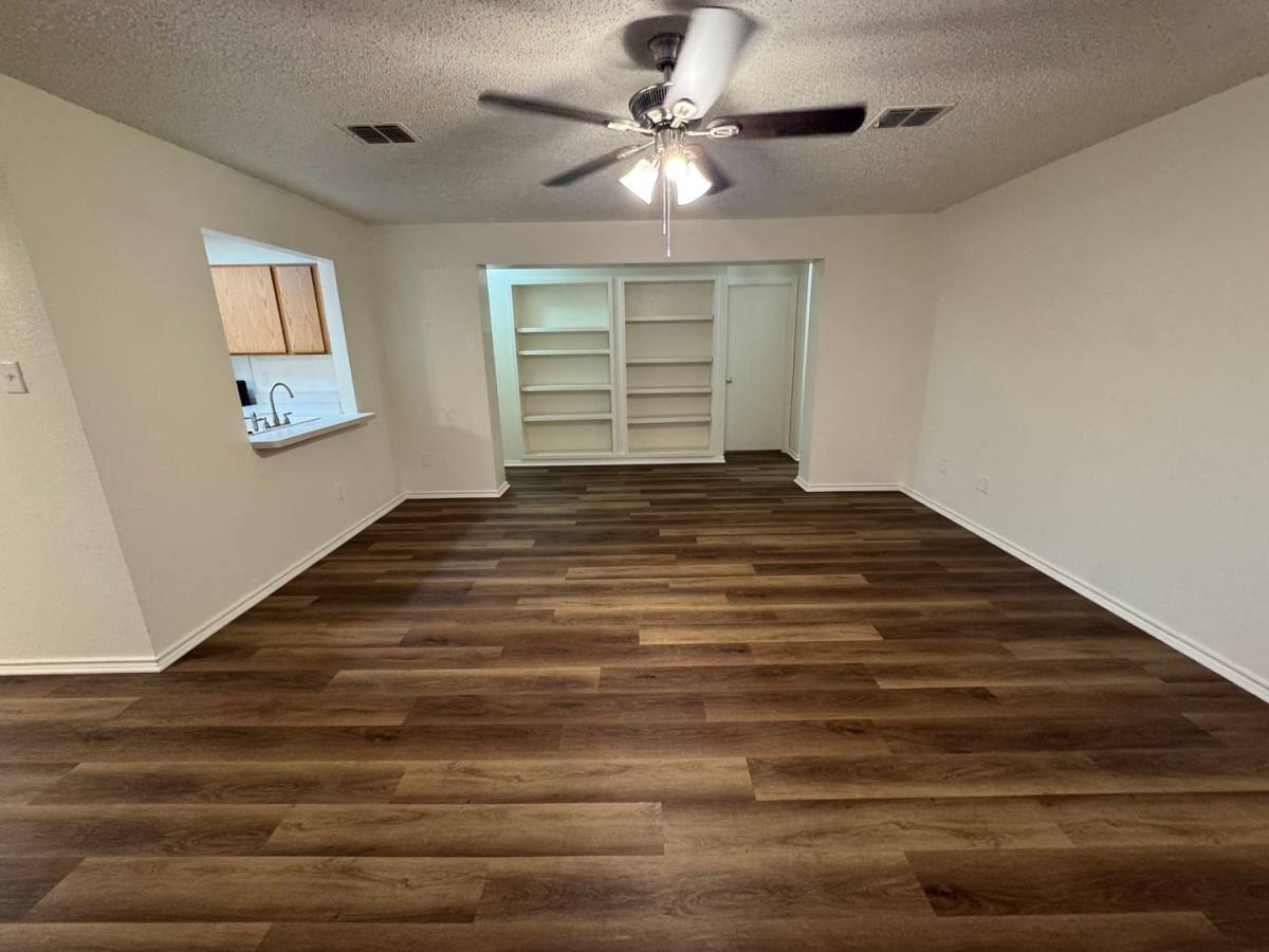 House for rent at 10137 Chapel Glen Terrace, Fort Worth, TX 76116