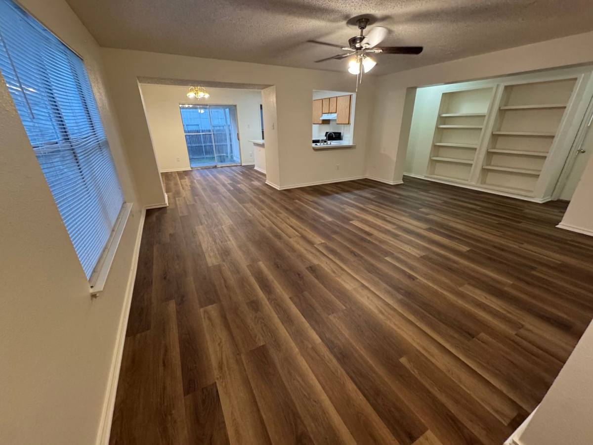 House for rent at 10137 Chapel Glen Terrace, Fort Worth, TX 76116
