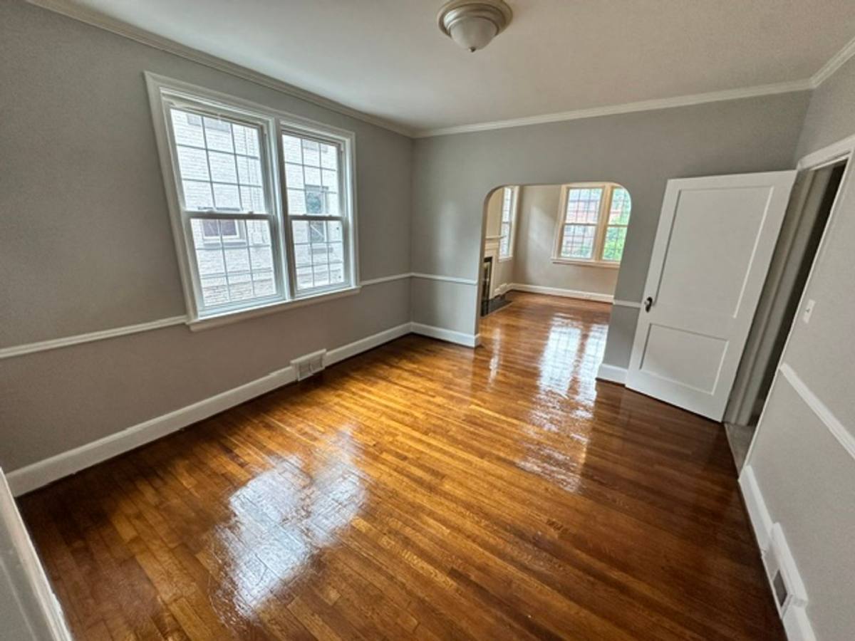 Apartment for rent at 2209 2211 Blossom St, Columbia, SC 29205