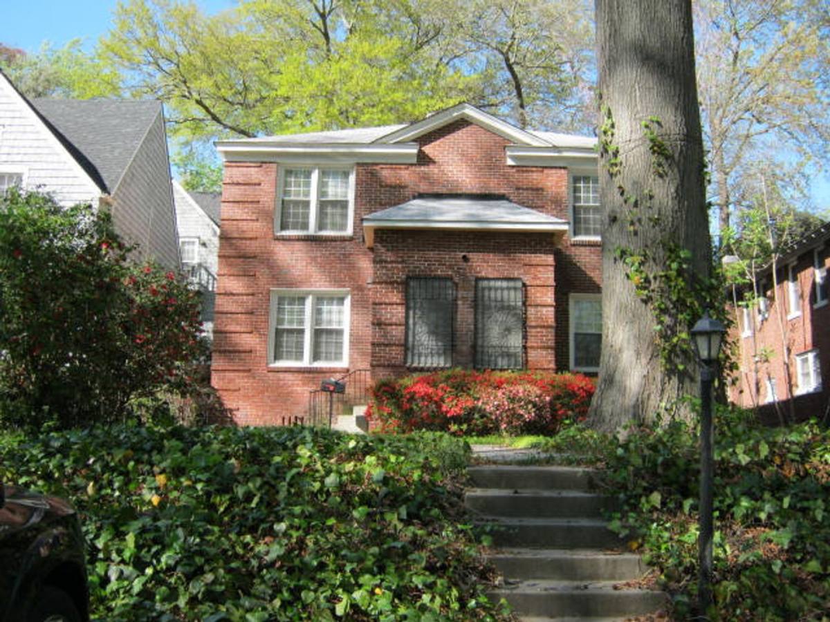 Apartment for rent at 2209 2211 Blossom St, Columbia, SC 29205