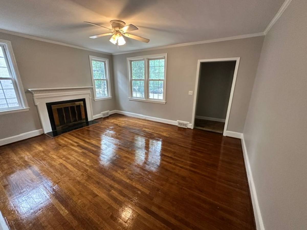 Apartment for rent at 2209 2211 Blossom St, Columbia, SC 29205