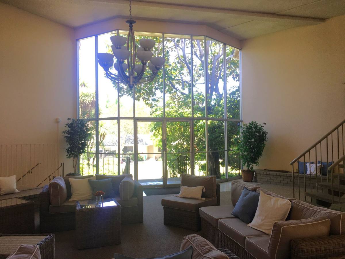 Condo for rent at 21 Willow Rd, Menlo Park, CA 94025