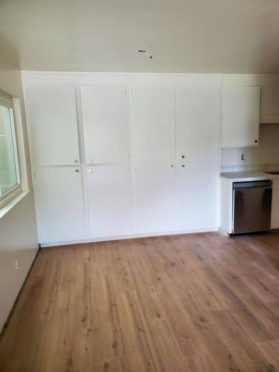 Condo for rent at 21 Willow Rd, Menlo Park, CA 94025