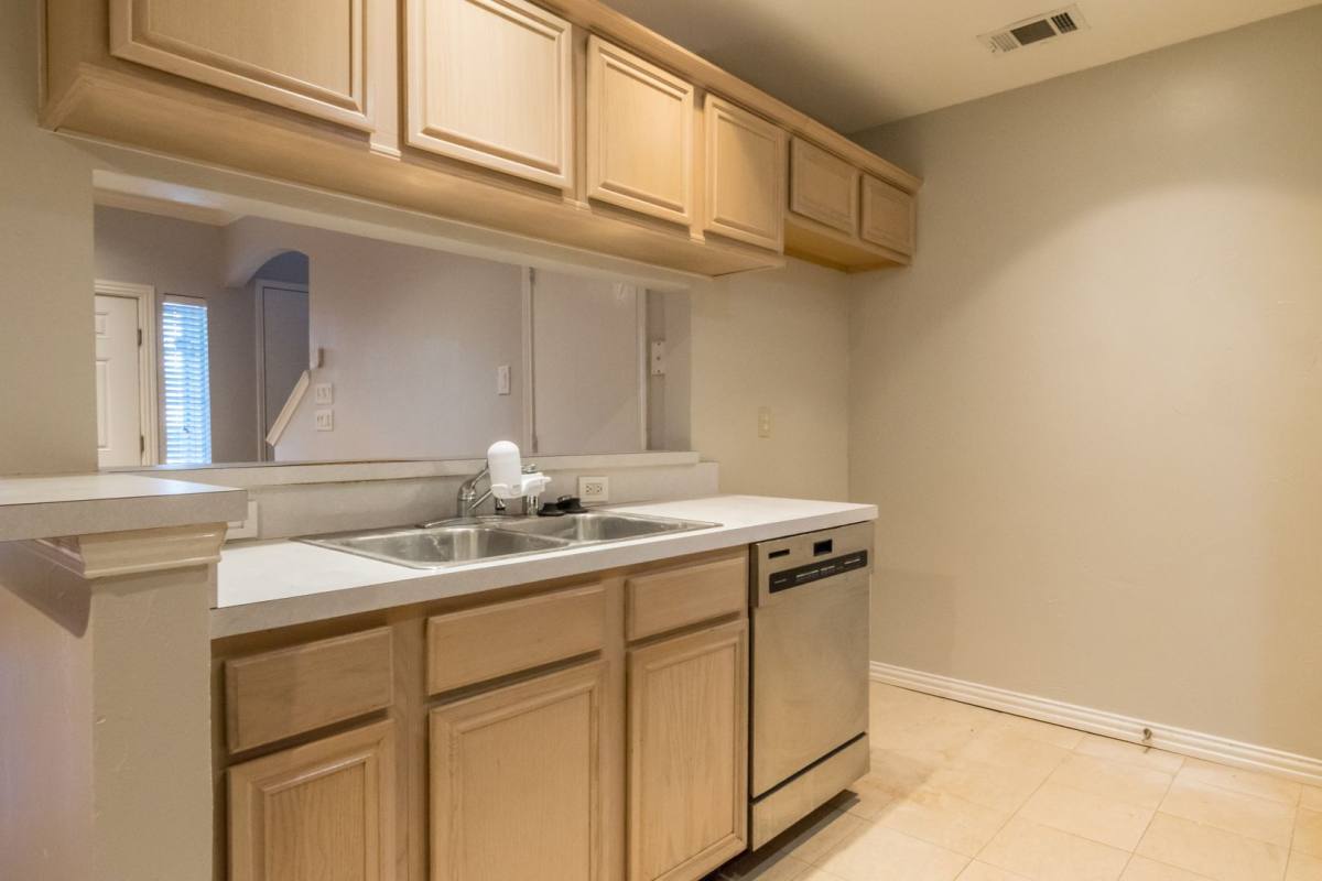 Townhouse for rent at 3904 Brandon Park Dr, Garland, TX 75044