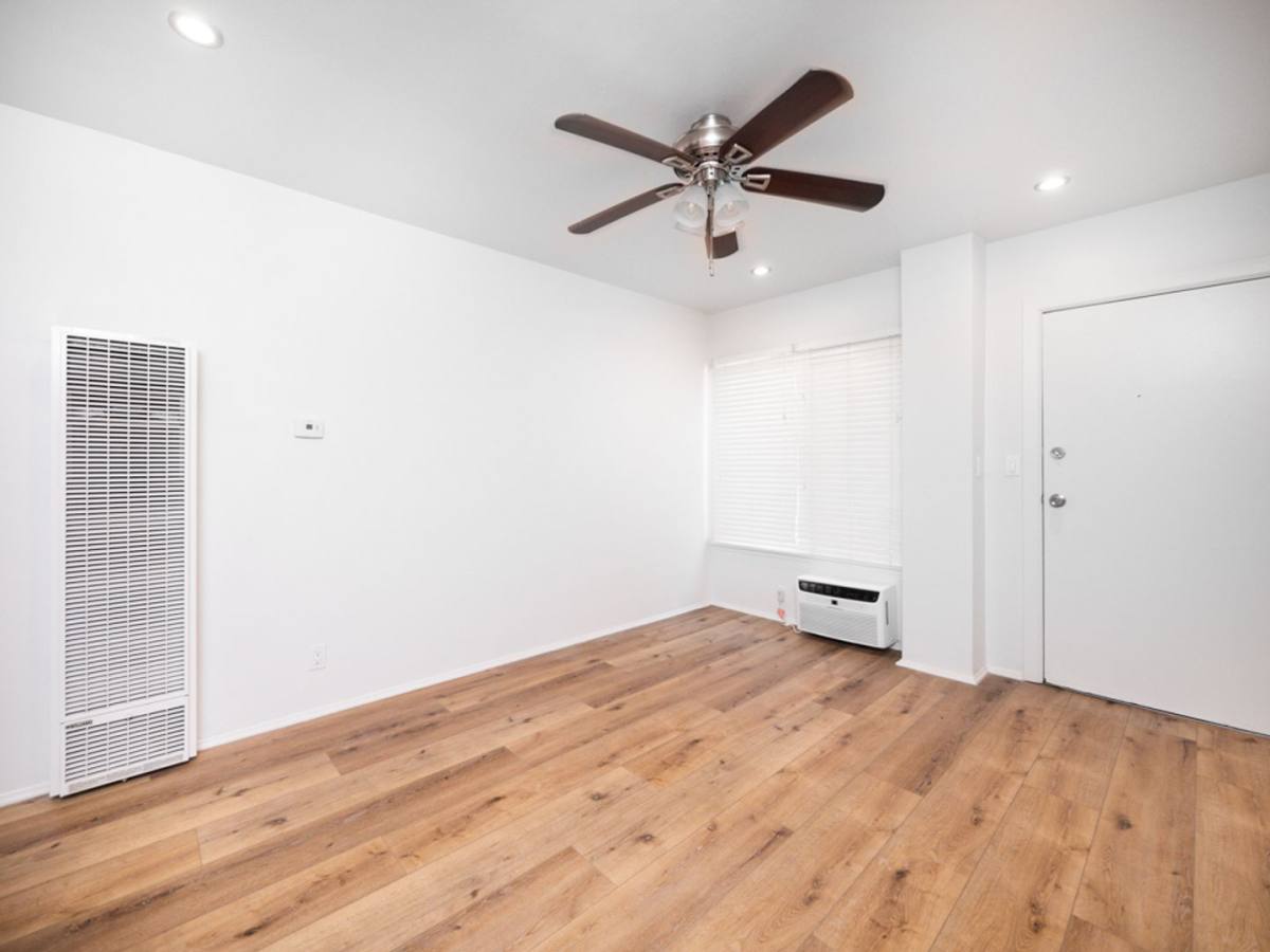 Apartment for rent at 3742 Motor Ave, Los Angeles, CA 90034