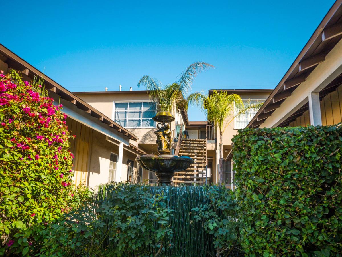 Apartment for rent at 3742 Motor Ave, Los Angeles, CA 90034