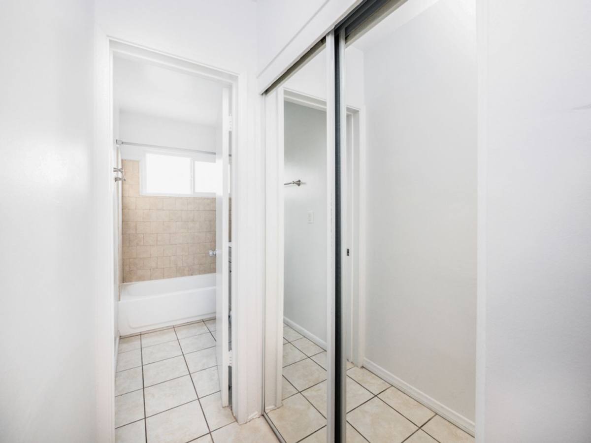 Apartment for rent at 3742 Motor Ave, Los Angeles, CA 90034