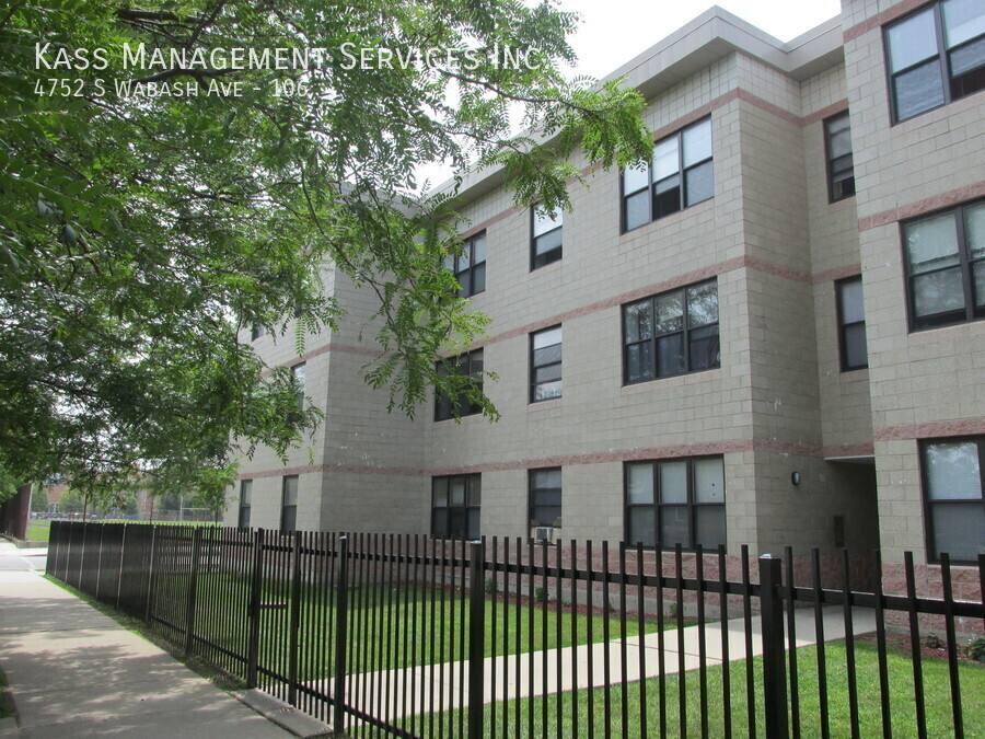 Apartment for rent at 4752 S Wabash Ave #106, Chicago, IL 60615