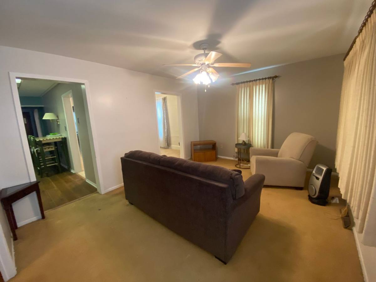 House for rent at 929 Norwood Ave, Toledo, OH 43607